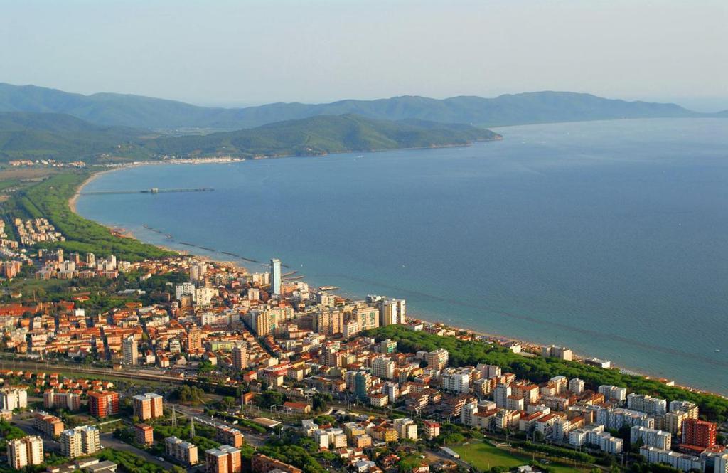 Albergo Golfo フォッローニカ エクステリア 写真