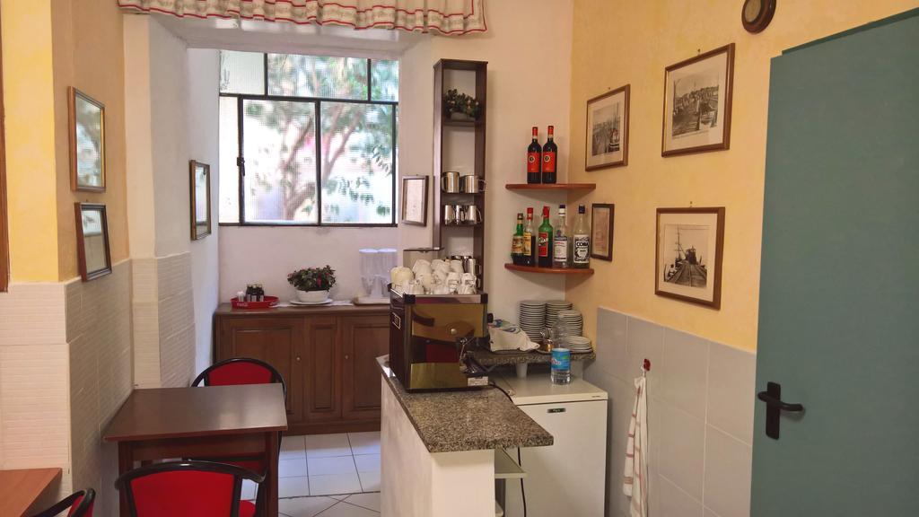 Albergo Golfo フォッローニカ エクステリア 写真