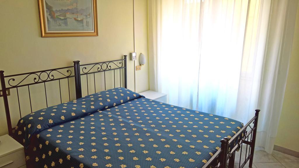 Albergo Golfo フォッローニカ エクステリア 写真