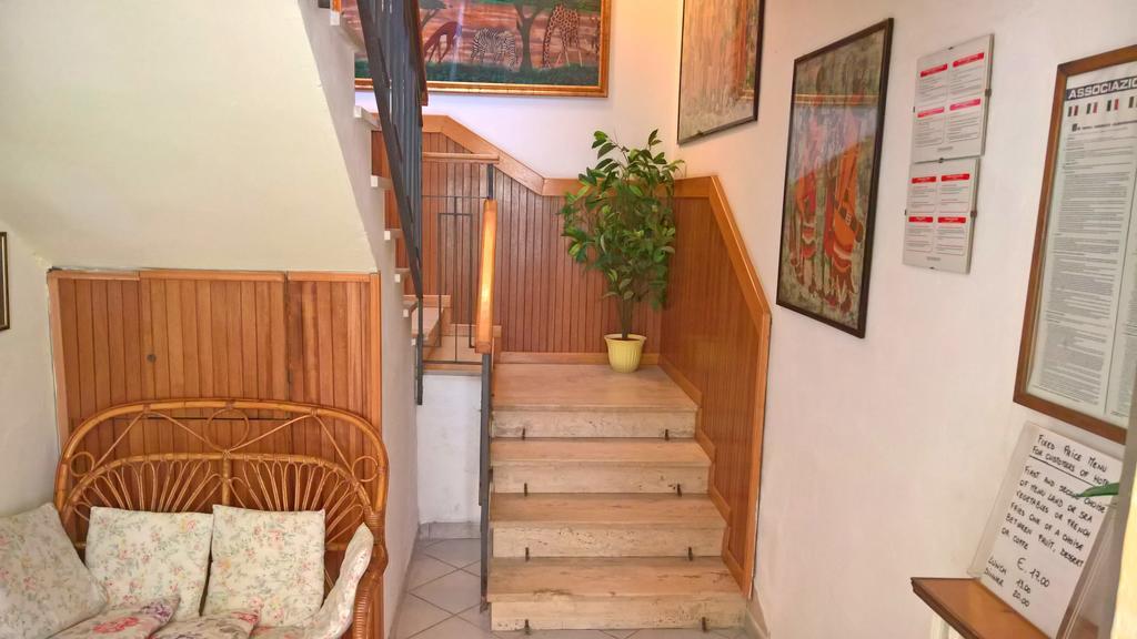 Albergo Golfo フォッローニカ エクステリア 写真