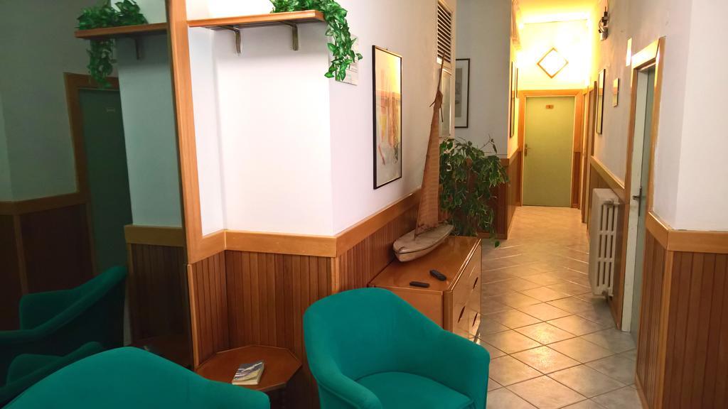 Albergo Golfo フォッローニカ エクステリア 写真