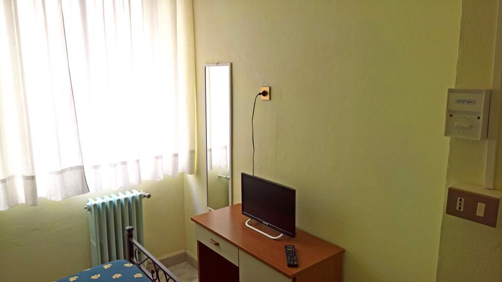 Albergo Golfo フォッローニカ エクステリア 写真