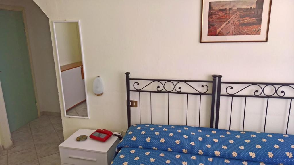 Albergo Golfo フォッローニカ エクステリア 写真