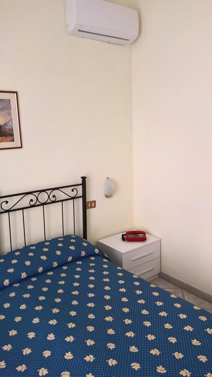 Albergo Golfo フォッローニカ エクステリア 写真