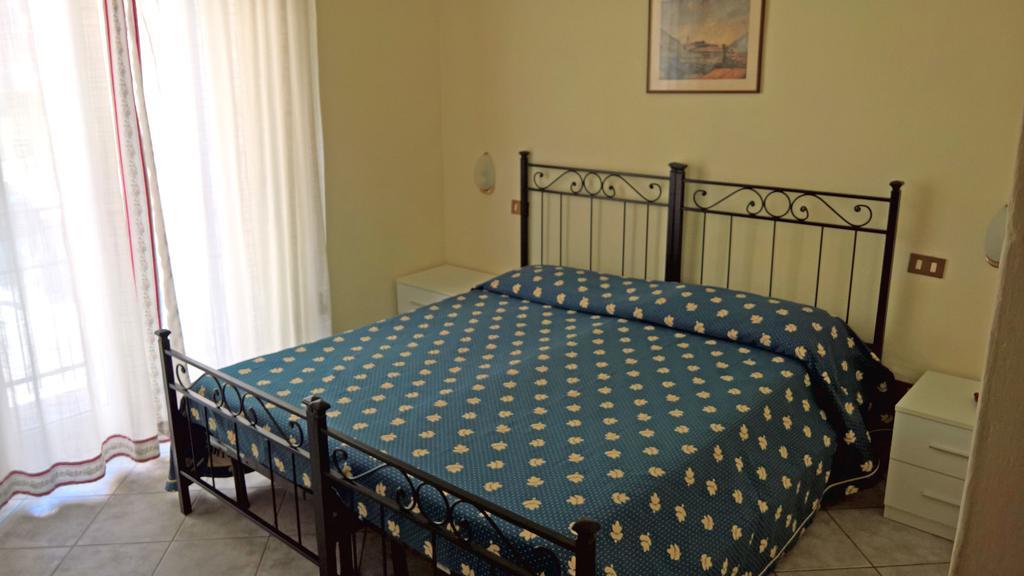 Albergo Golfo フォッローニカ エクステリア 写真
